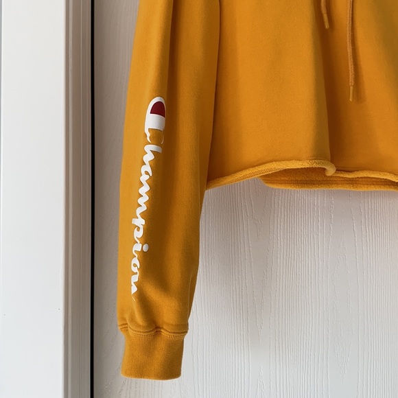 Champion Cropped Yellow Hoodie - Picture 2 of 7